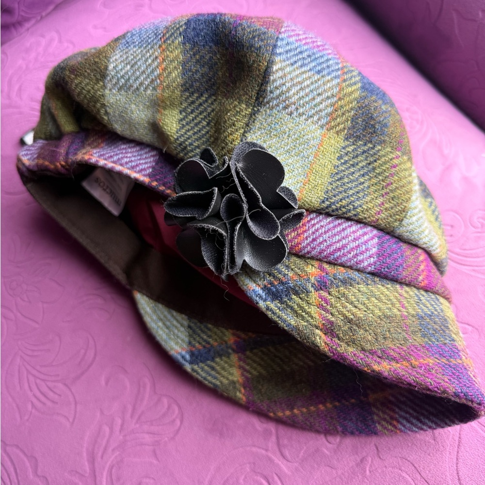Plaid Wool Newsboy Cap with Black Flower Accent — Olive & Purple